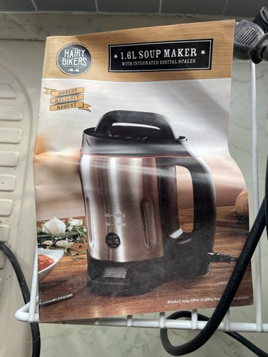 Soup maker hardly used - maker.,